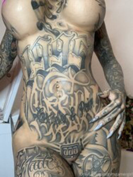 Gym Gamer Girl hd star pictures