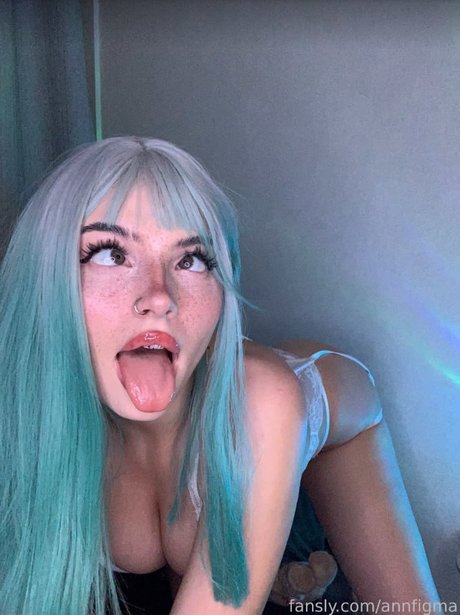 Annfigma_ perfect actress image