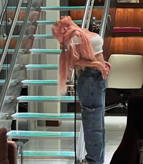 Sab Zada art model galleries