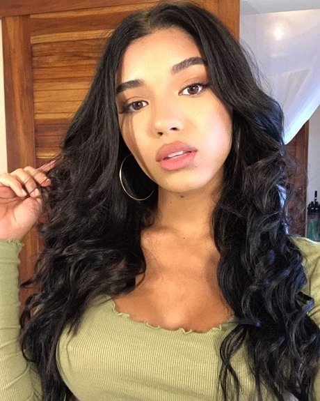 Yovanna Ventura best model galleries