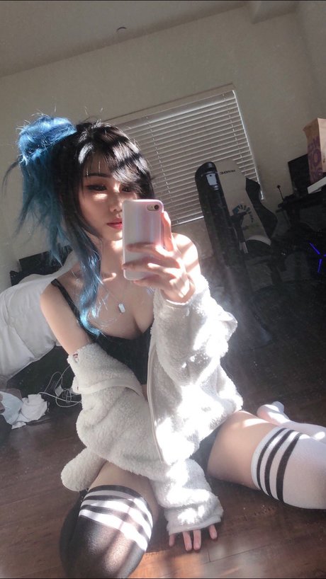 AHRA REI pretty pornstar photo