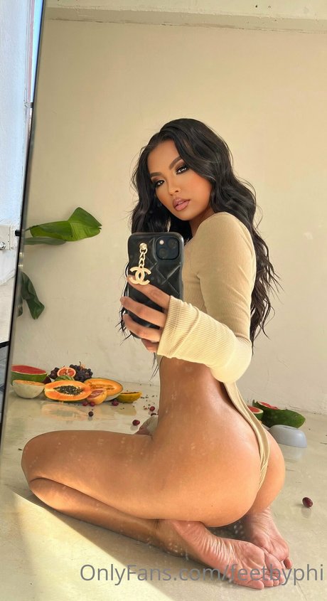 Missphitran nude star galleries