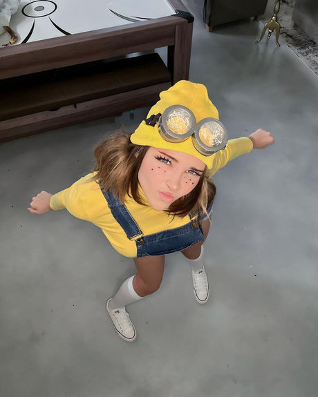 Sunny Ray_ adult actress galleries