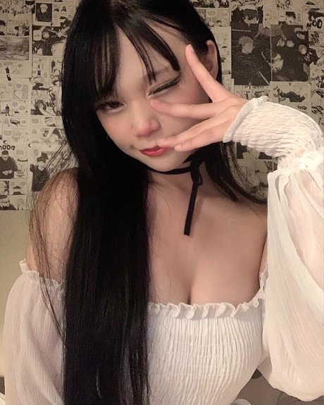 Jilan exclusive model pics