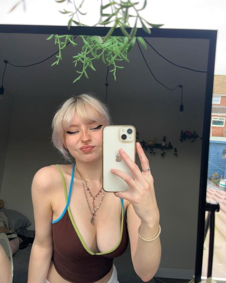 M Ae 3 model sexy images