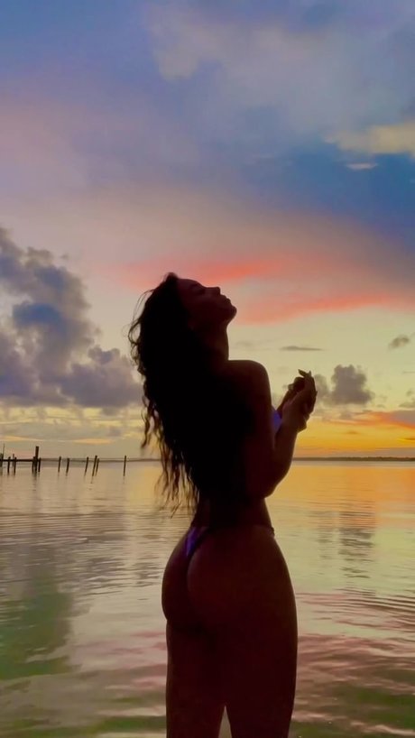 Rachel Delgado model naked images