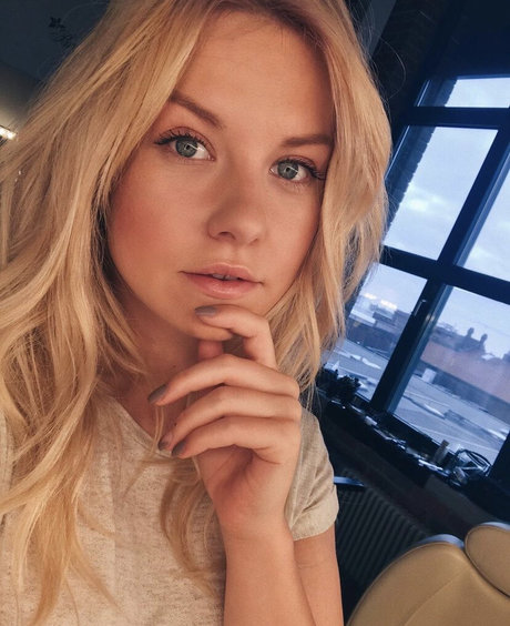 Kel Missesvlog star top archive