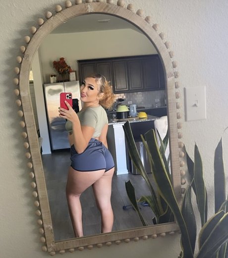 Yasmeen Nicole_ pornographic actress images