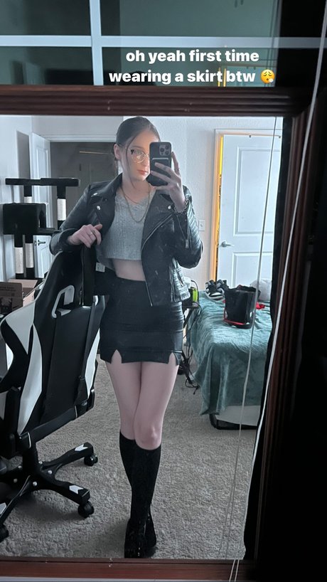 Queen etimy nice actress archive