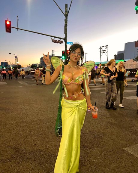 Alyssa Silos hd pornstar archive