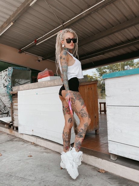 Bantikboy_ nudes model pic