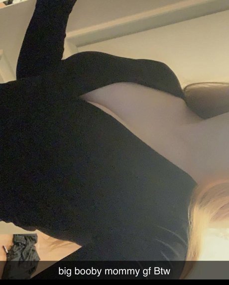 Initialelon porn star galleries