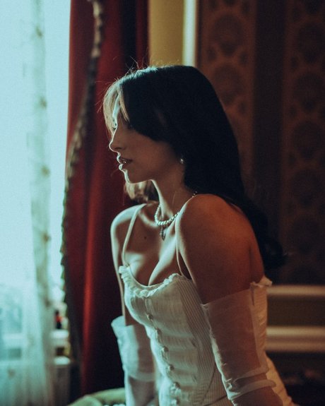 Olivia Linz_ high quality actress archive