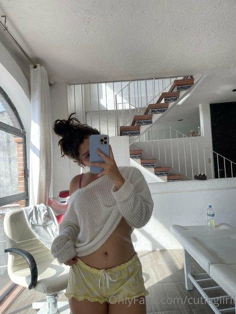 Mariana Castro star naked picture