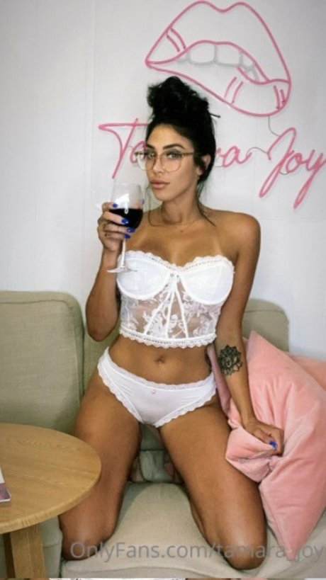 Tamara Joy naked model picture