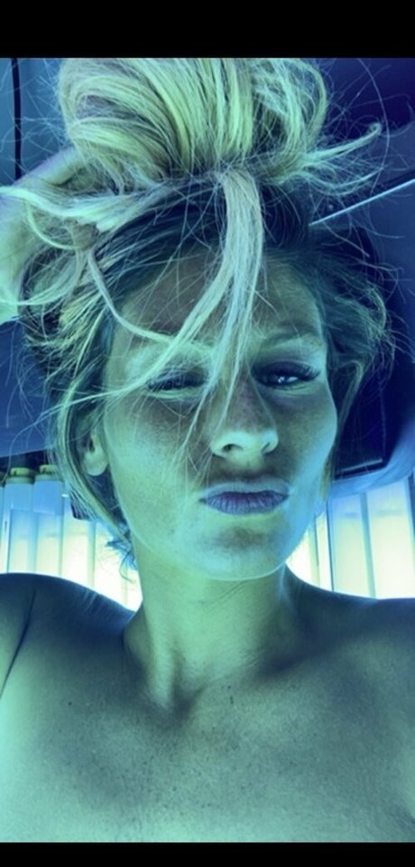 dontbaeme pornstar nude archive