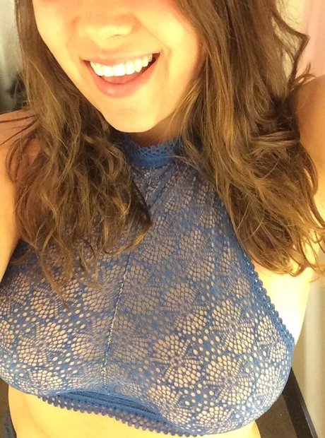 Isthissexy model porn picture