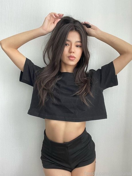 missluna pornstar high quality photo