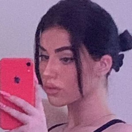 Sukashawty hot model img