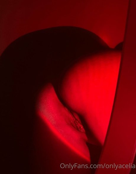 onlyacelia model erotic image