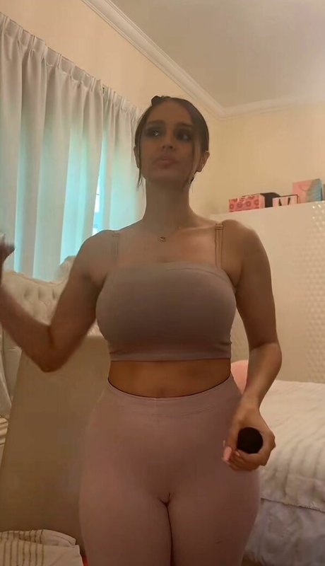 Lana rose naked model pic