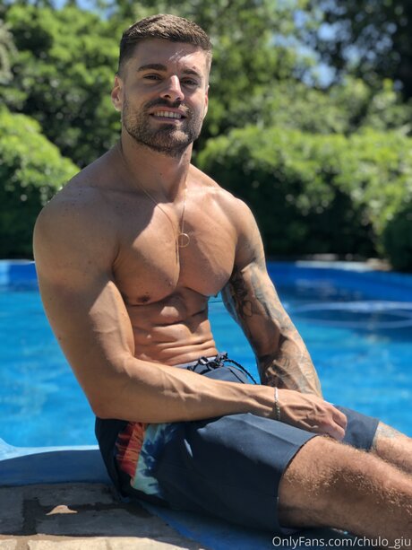 Chulo95 nude pornstar photo