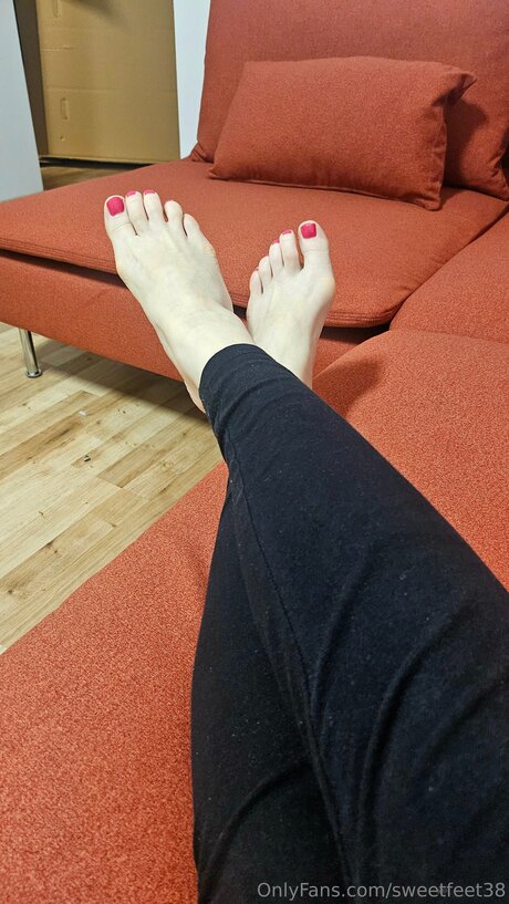 Sweetfeet38 top model images
