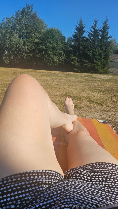 Sweetfeet38 nudes model photo