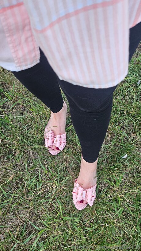 Sweetfeet38 star beautiful photos