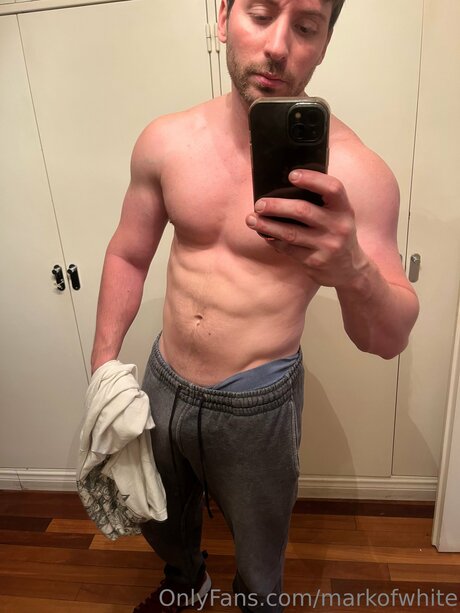 Markofwhite naked pornstar photo