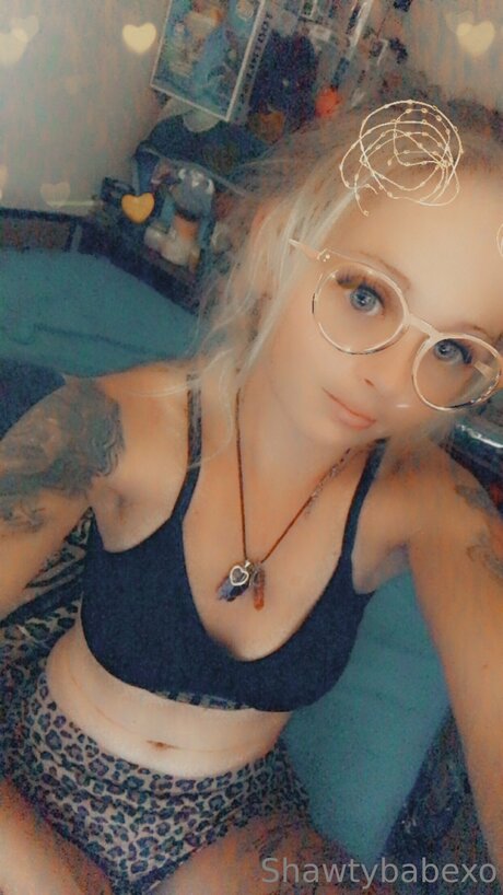 Shawtybabexo top model img
