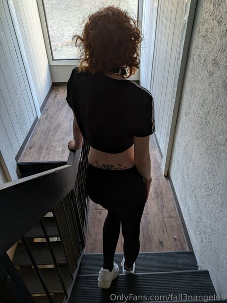 Fall3nangel69 naked pornstar img