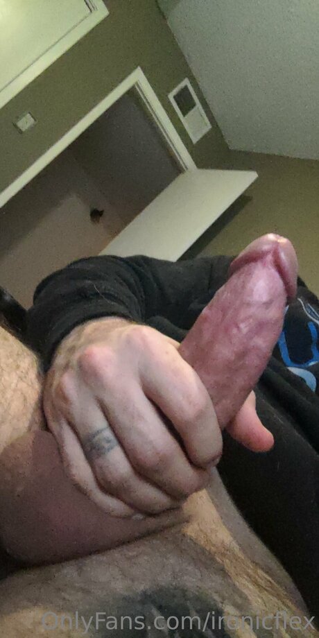 Ironicflex top star photos