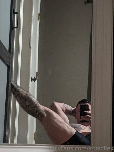 Ironicflex perfect star picture