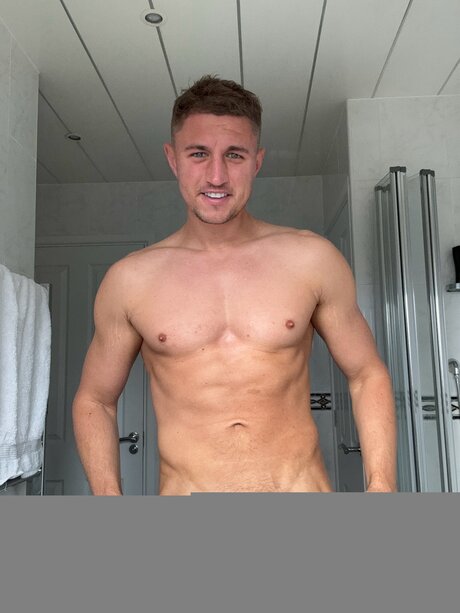 Dcxof2 star hot image