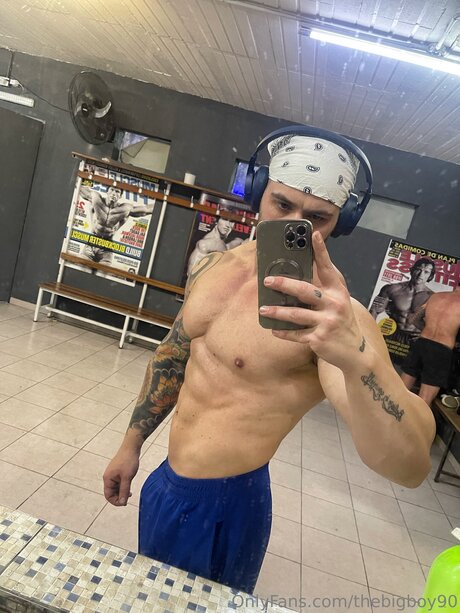 Thebigboy90 star high quality pictures