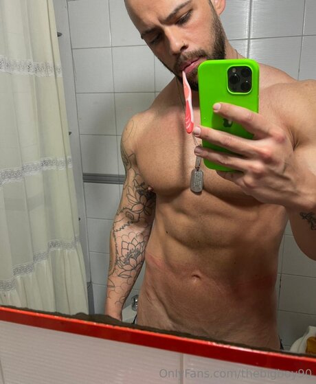 Thebigboy90 pornstar pretty picture