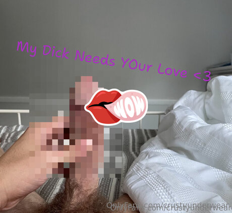 Crustyunderwear adult model img