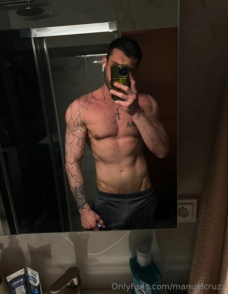 Manuelcruzz Profile pic