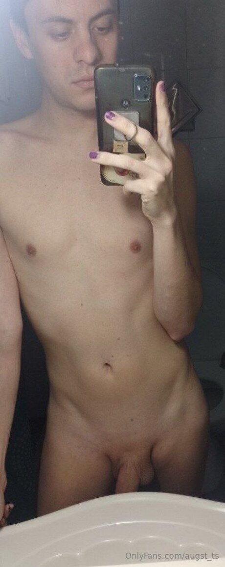 Augst Ts model exclusive pictures