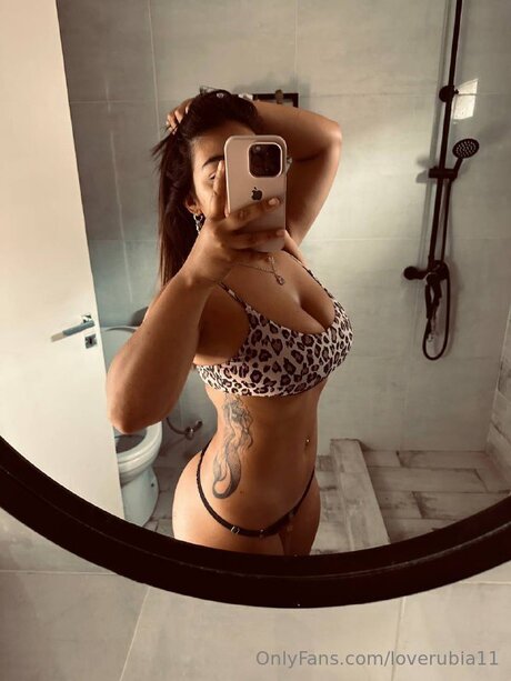 Loverubia11 hd model images