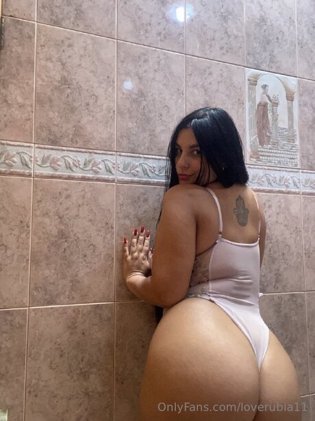 Loverubia11 model pornographic pics