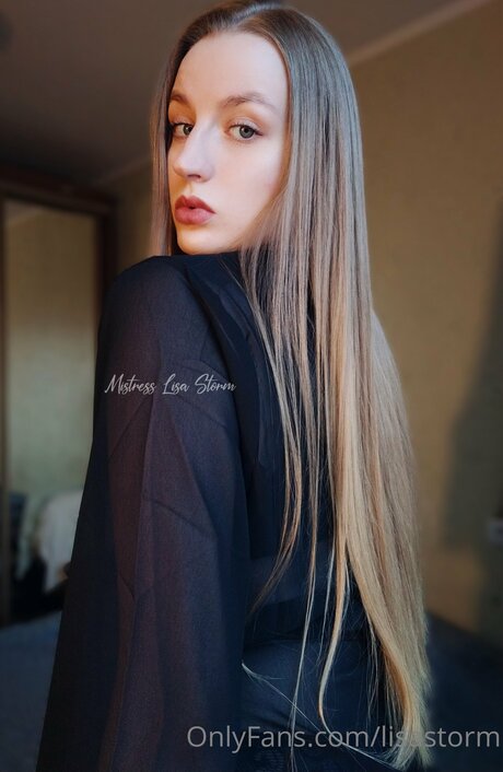 Lisastorm model best photo
