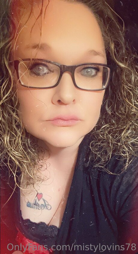 Mistylovins78 naked model picture