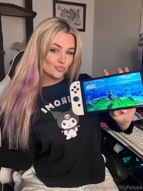 Lilymoontv model sex images