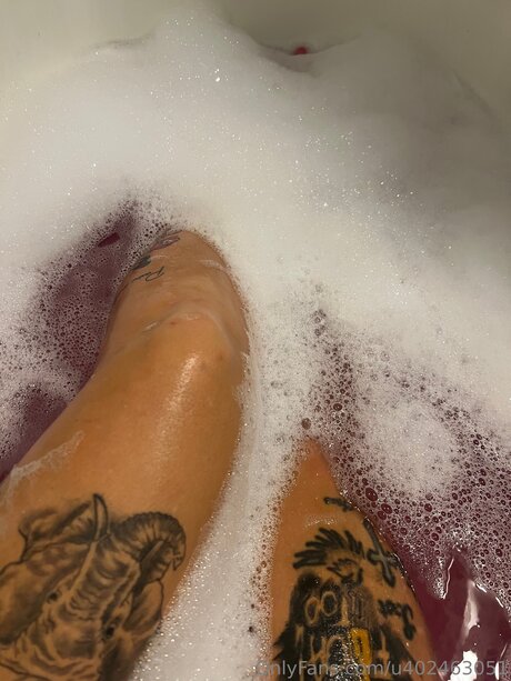 U402463051 top model pics