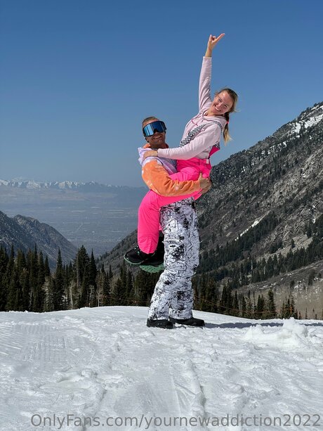 Yournewaddiction2022 model best picture