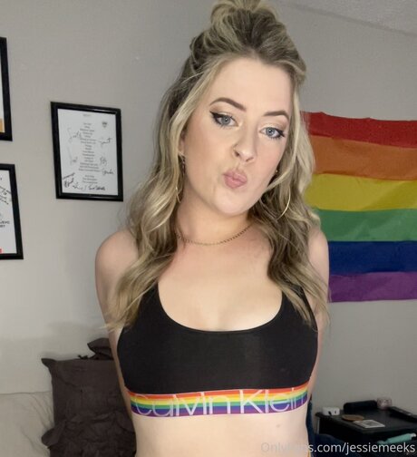 Jessiemeeks beautiful actress image