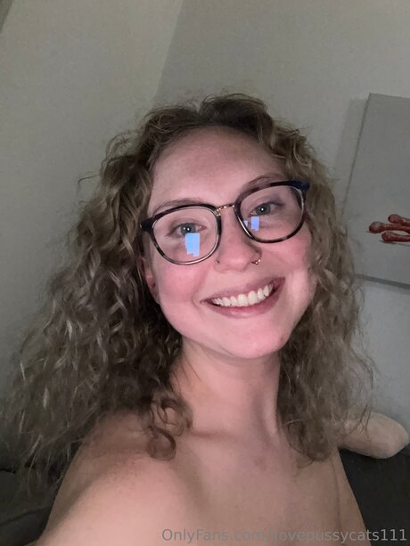 Ilovepussycats111 hd star gallery