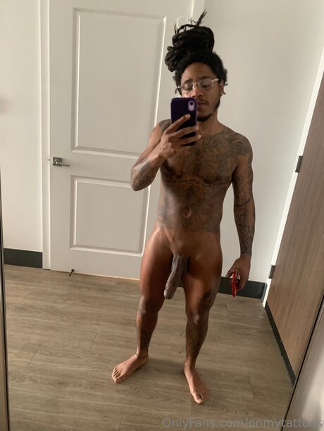 Onmytattoos star nude img